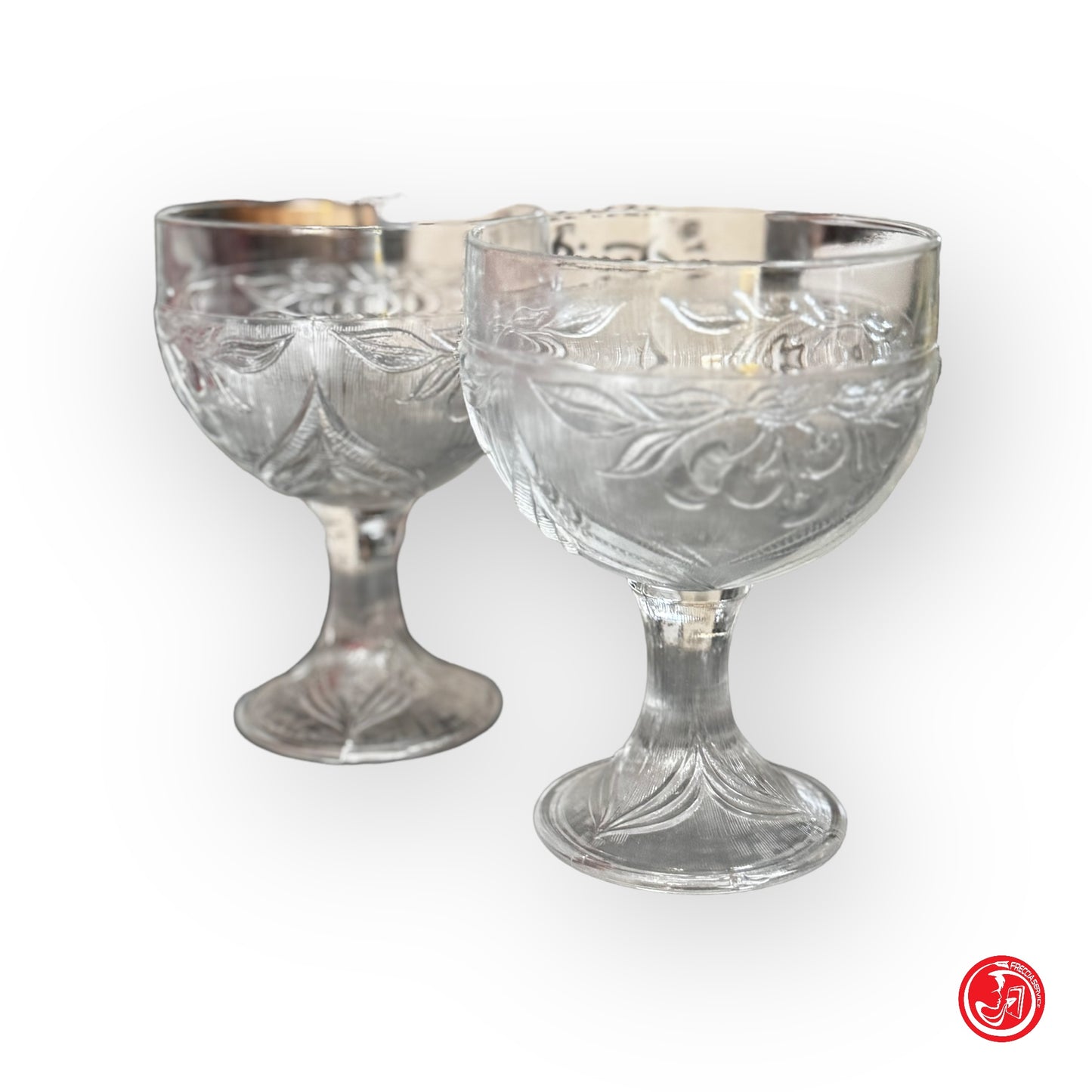 Coppia di coppe in vetro