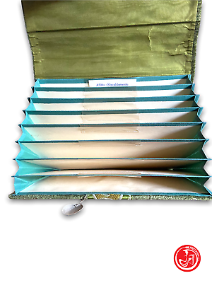 Bag with dividers for documents