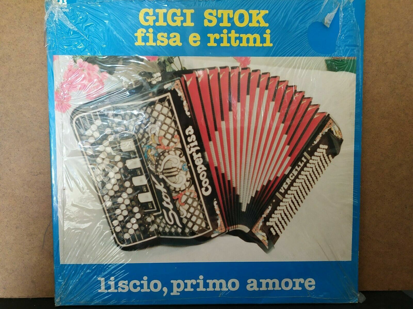 Gigi Stok, accordéon et rythmes - Liscio, premier amour