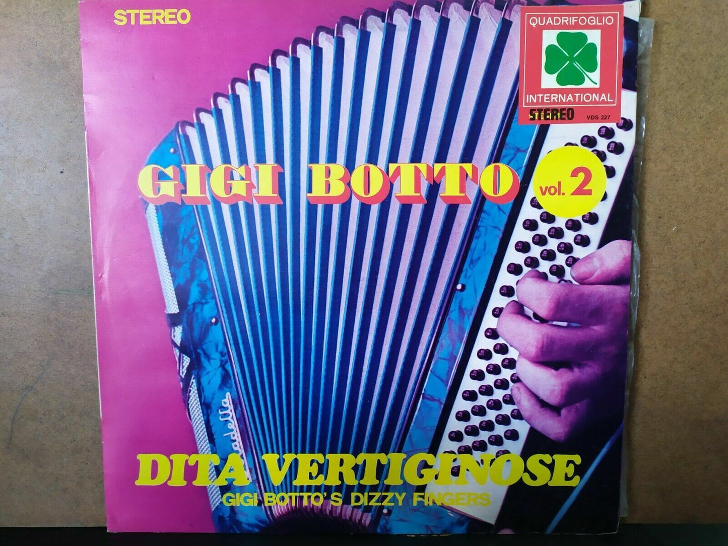 Gigi Botto – Dita Dita Vol. 2