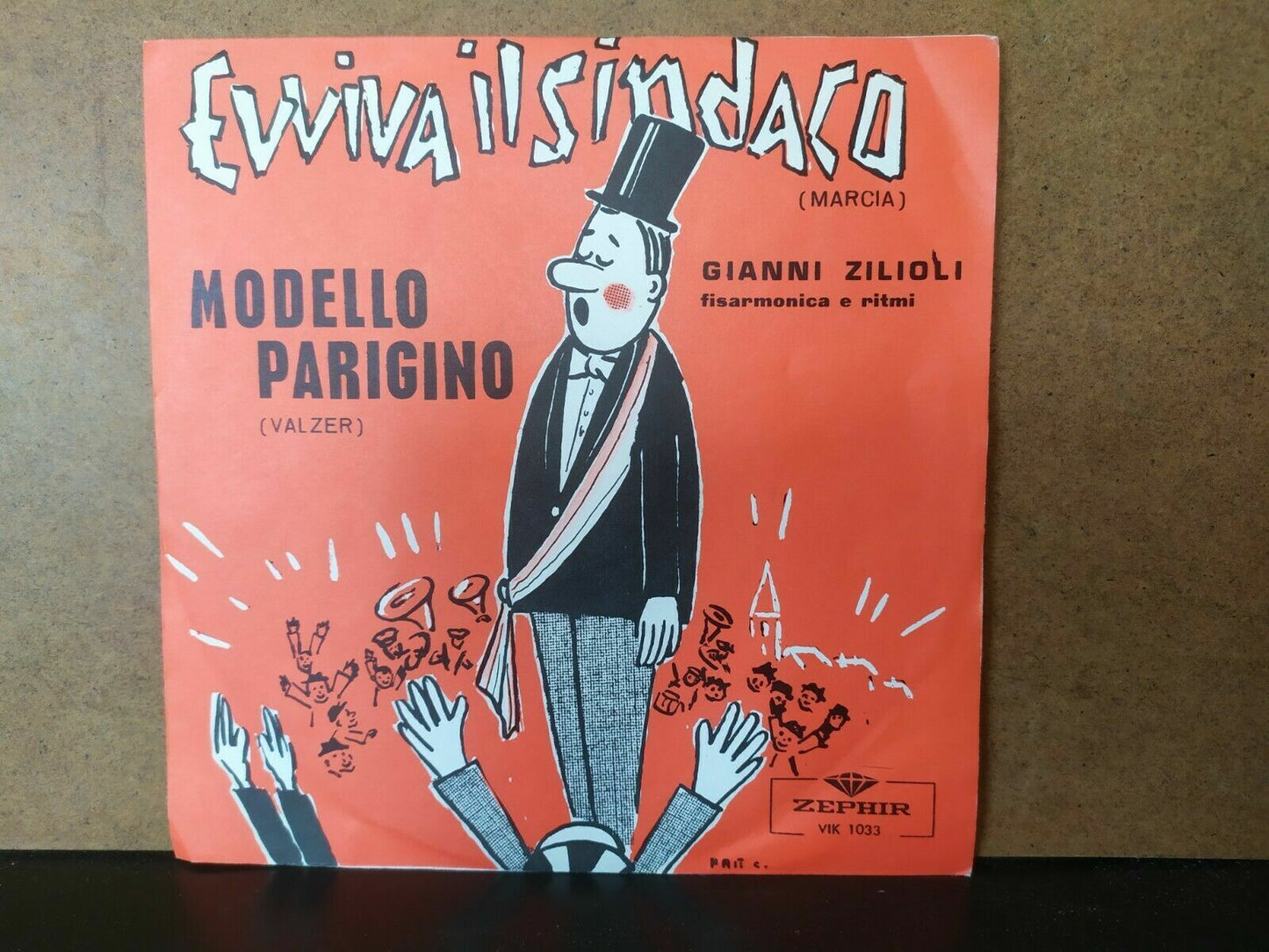 Gianni Zilioli – Long live the Mayor / Parisian Model