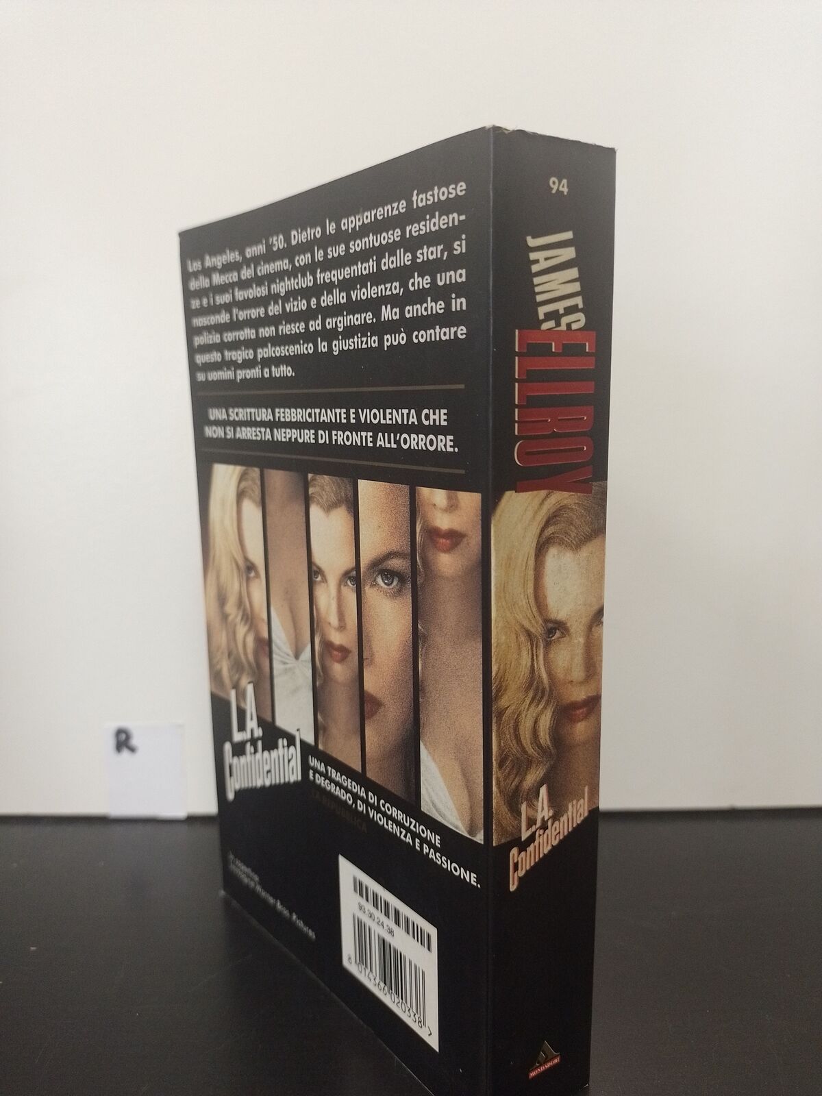 L.A. CONFIDENTIAL ELLROY JAMES