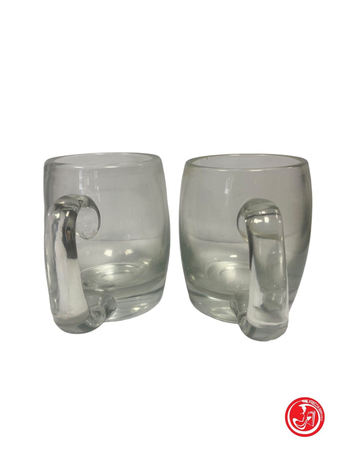 Paire de verres en verre
