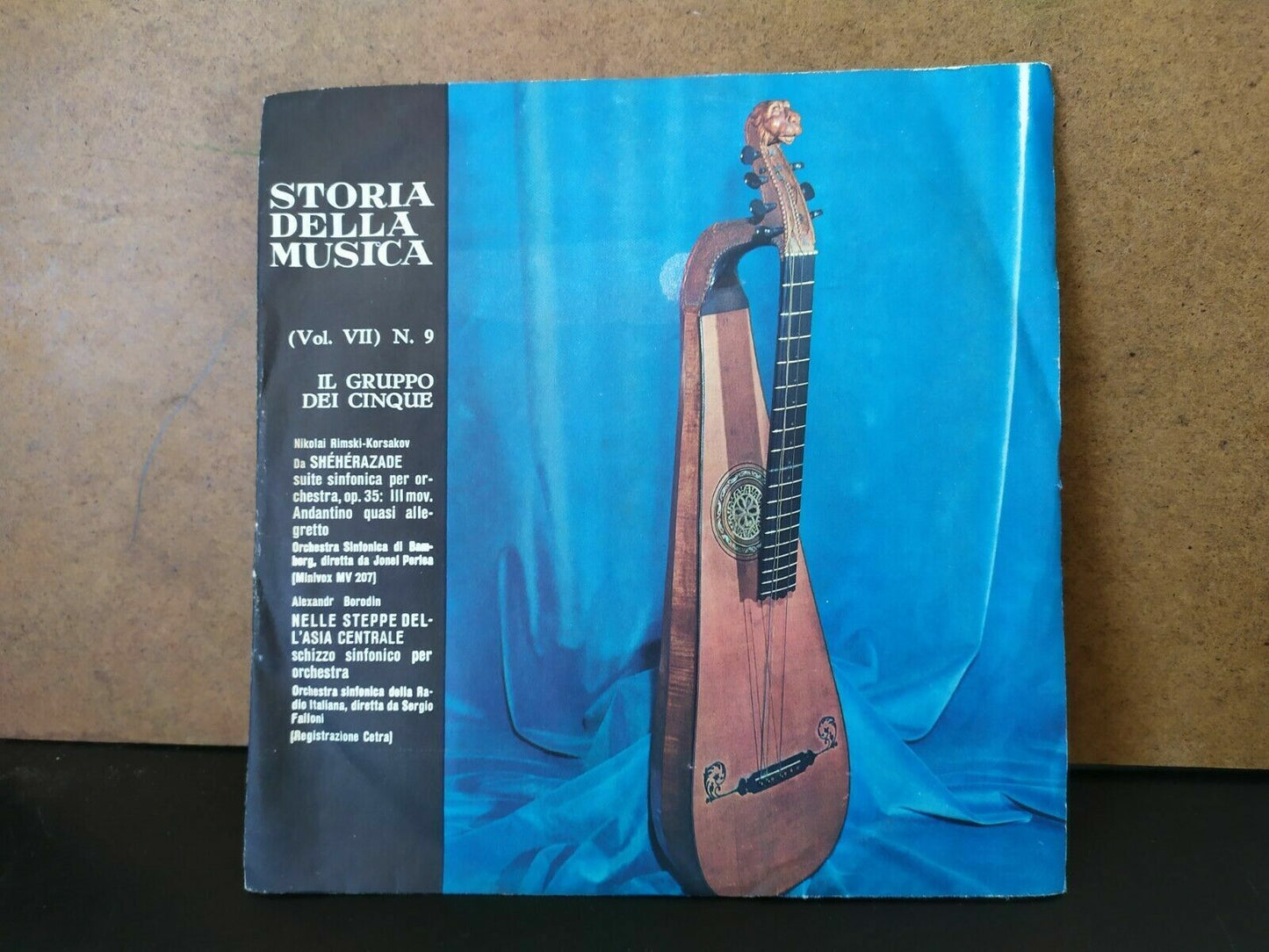 History of Music Vol. VII No. 9 / The group of five