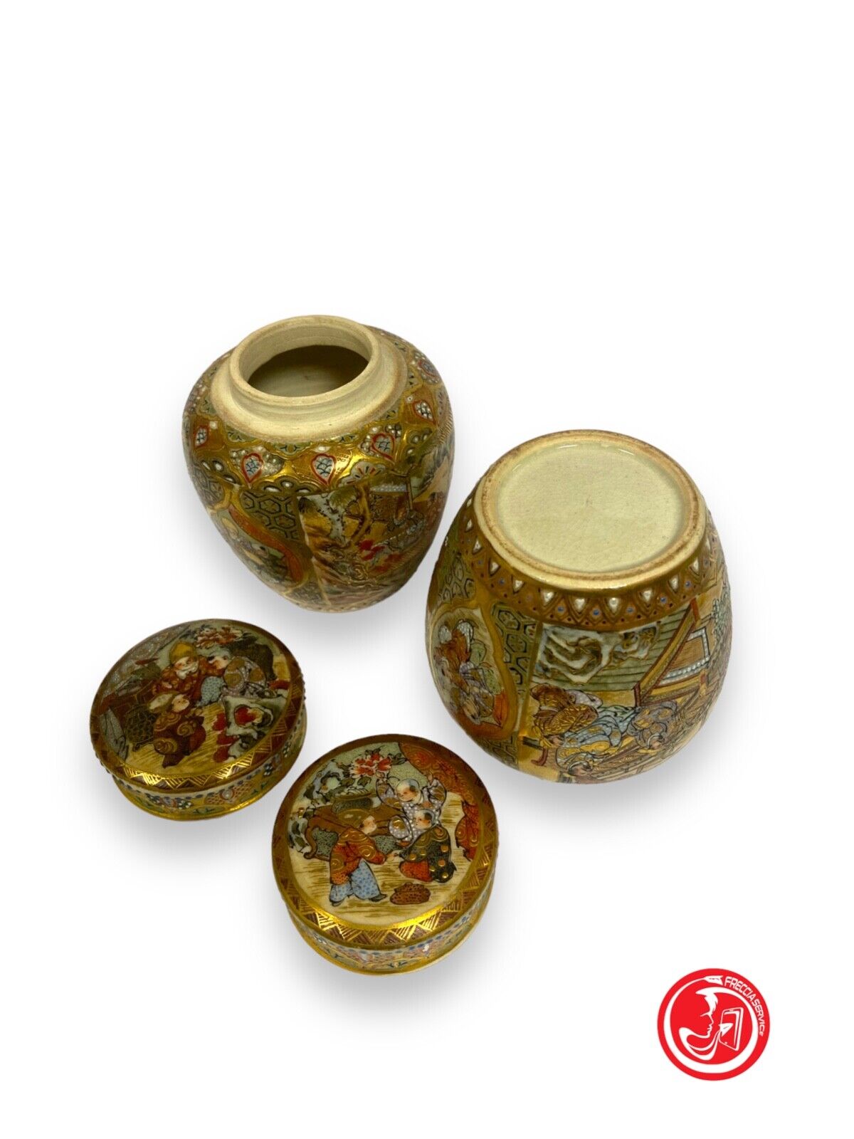 Coppia di contenitori in ceramica giapponese