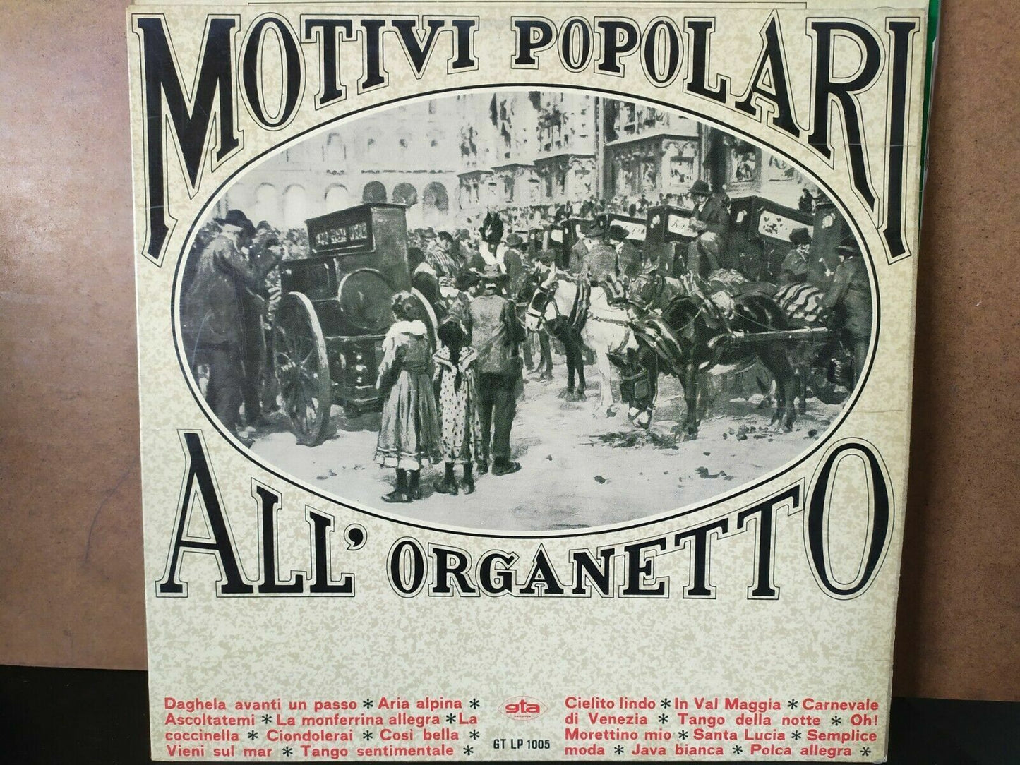 Popular Motifs on the Organetto
