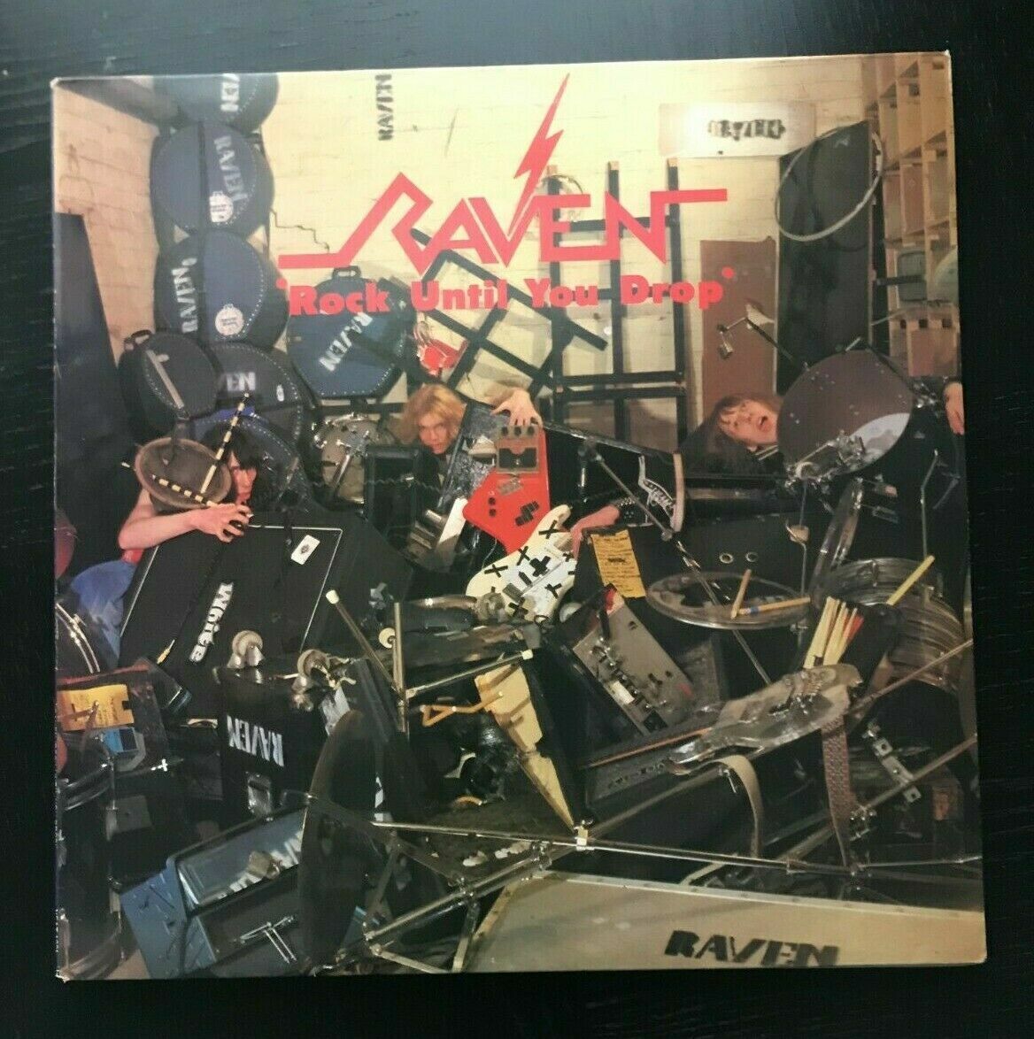 VINYL Raven (6) – Rock Until You Drop