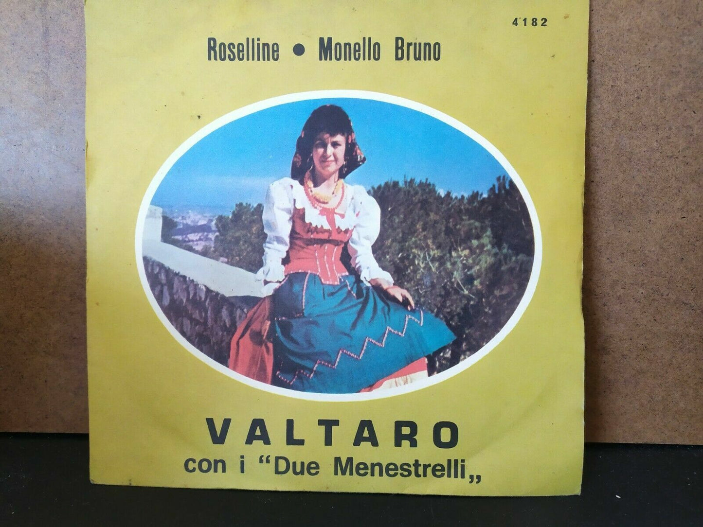 Valtaro, avec les deux ménestrels / Roselline - Monello Bruno