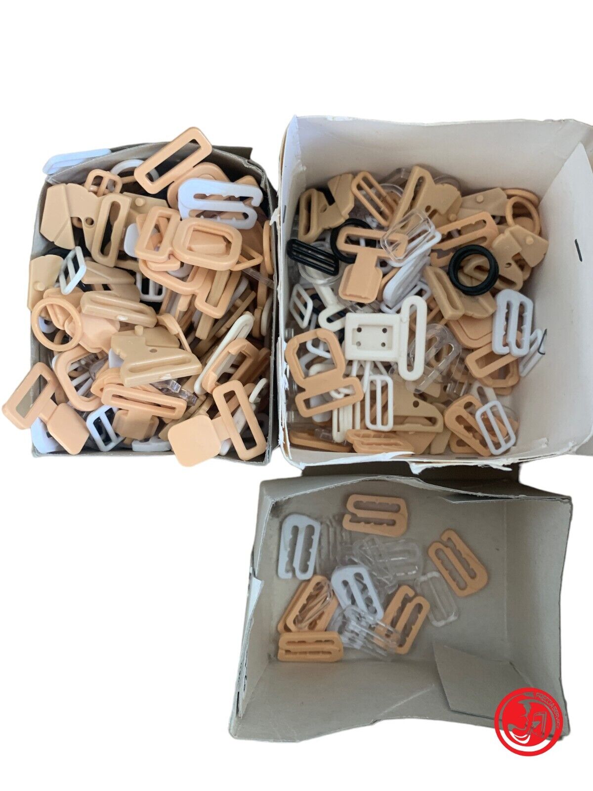 ANELLI PLASTICA E OTTONE STOCK