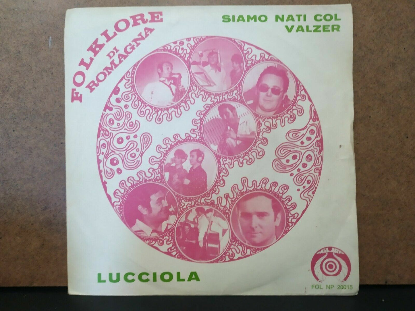 Folklore of Romagna / We were born with the waltz - Lucciola