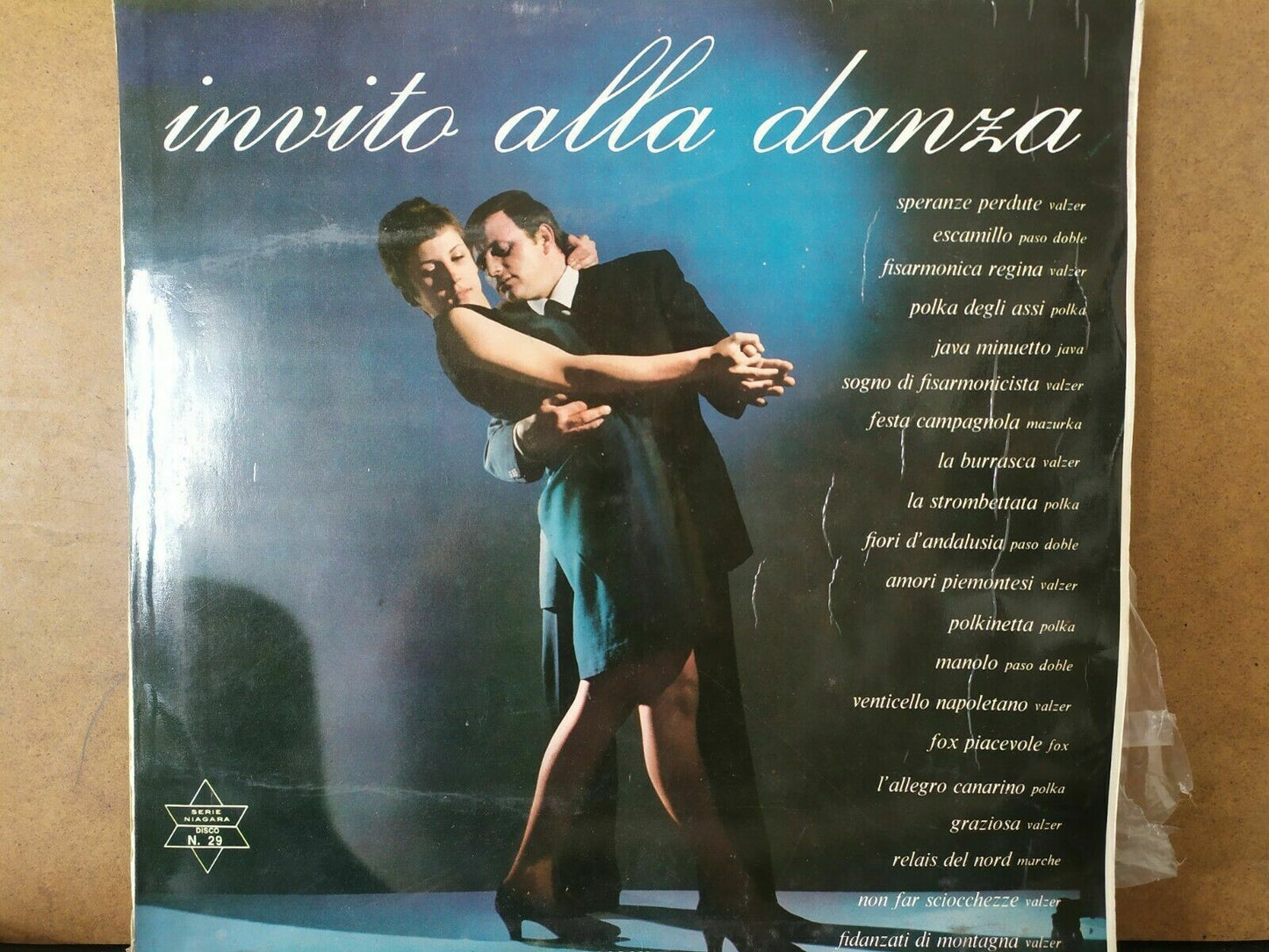 Mario Capaldi et son accordéon – Invitation à la danse