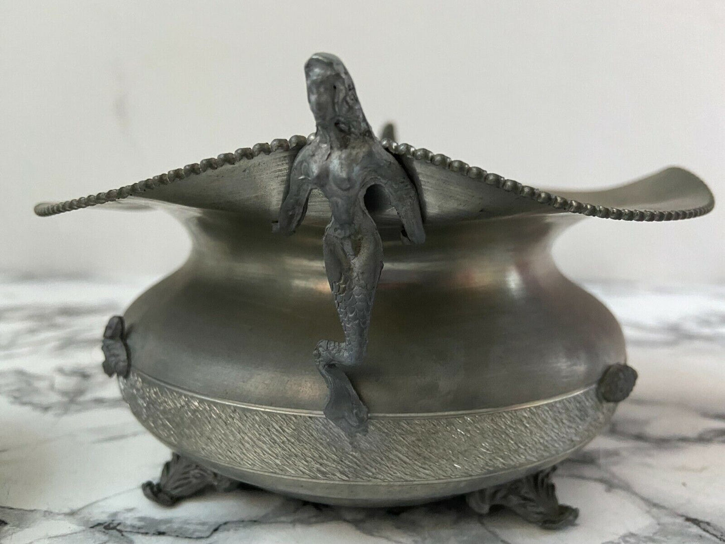 Pewter tray with decoration