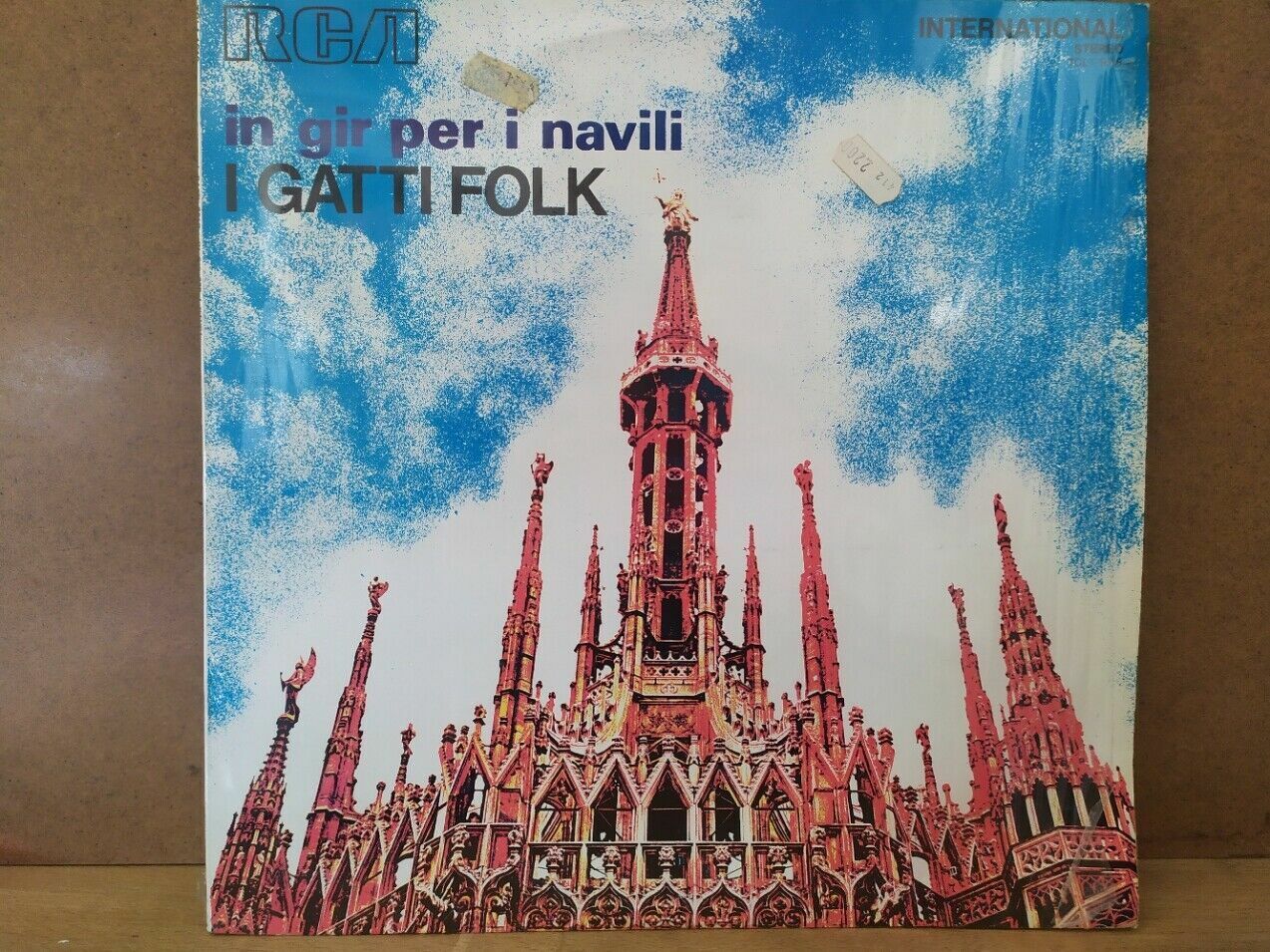 FOLK CATS - Autour des navires