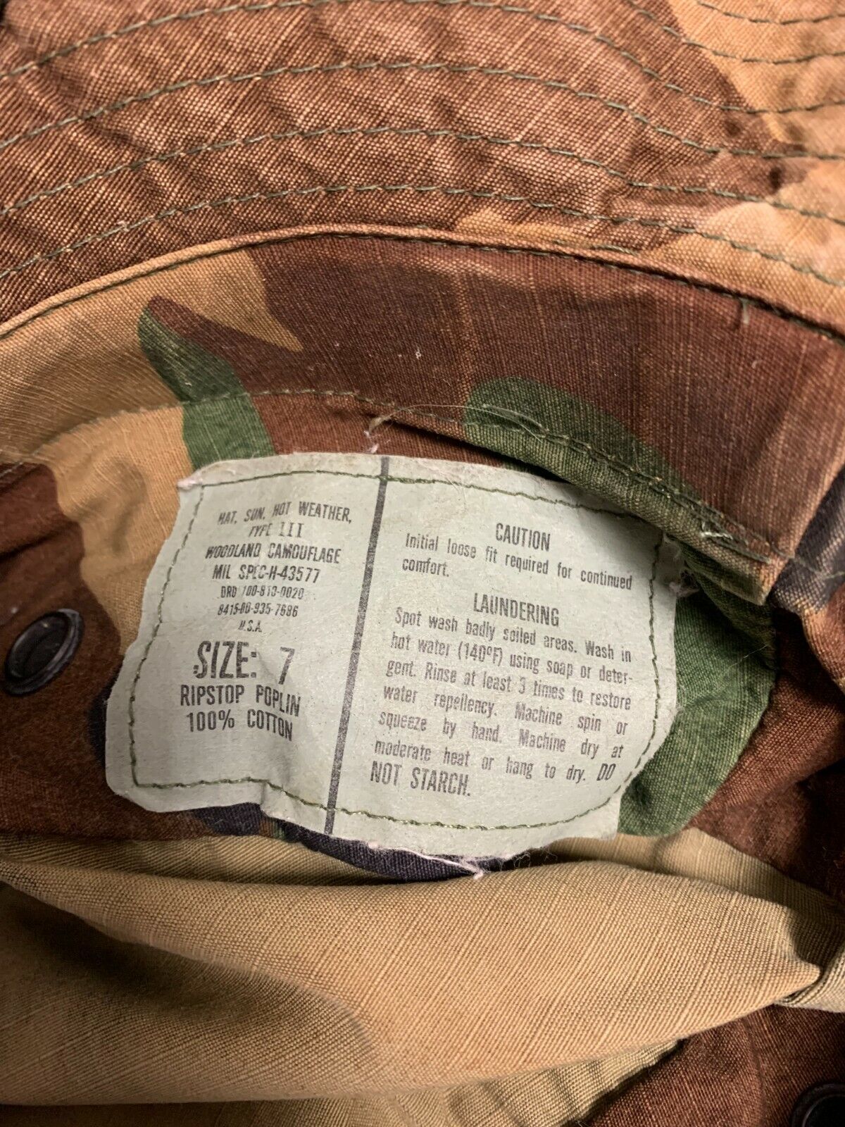 Chapeau militaire des bois