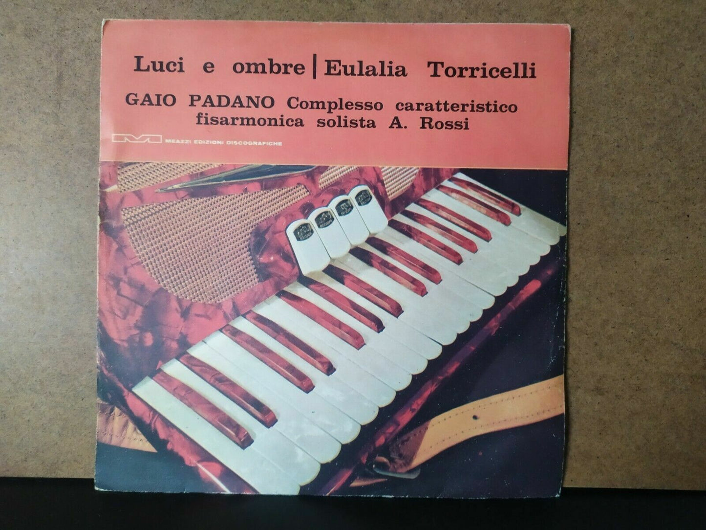 Gaio Padano / Lights and Shadows - Eulalia Torricelli