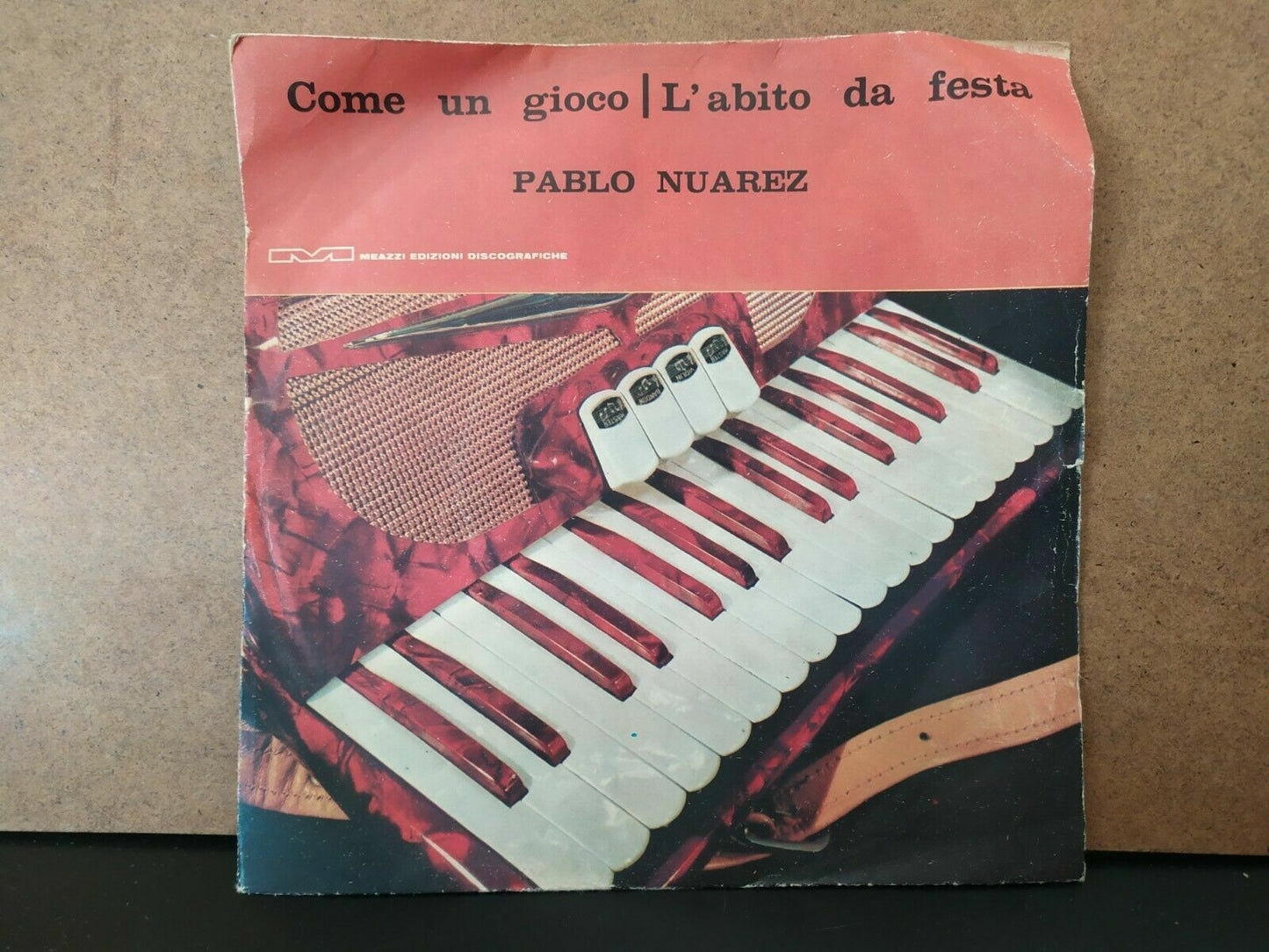 Pablo Nuarez / Comme un jeu - La robe de soirée