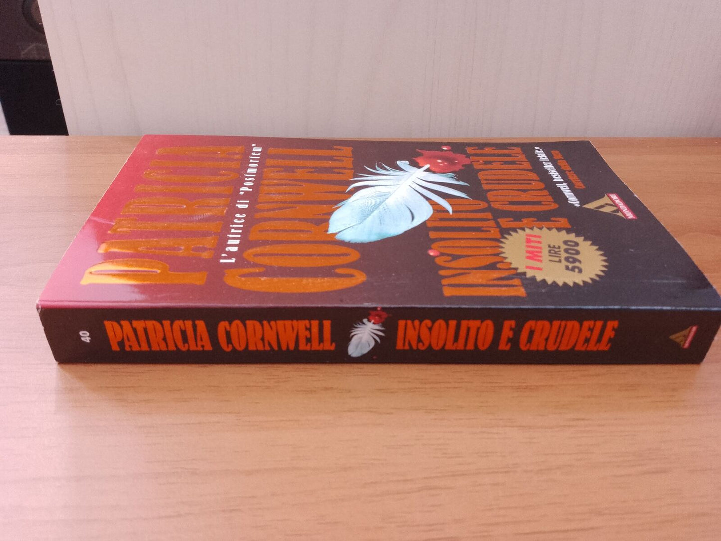INSOLITO E CRUDELE - P. Cornwell