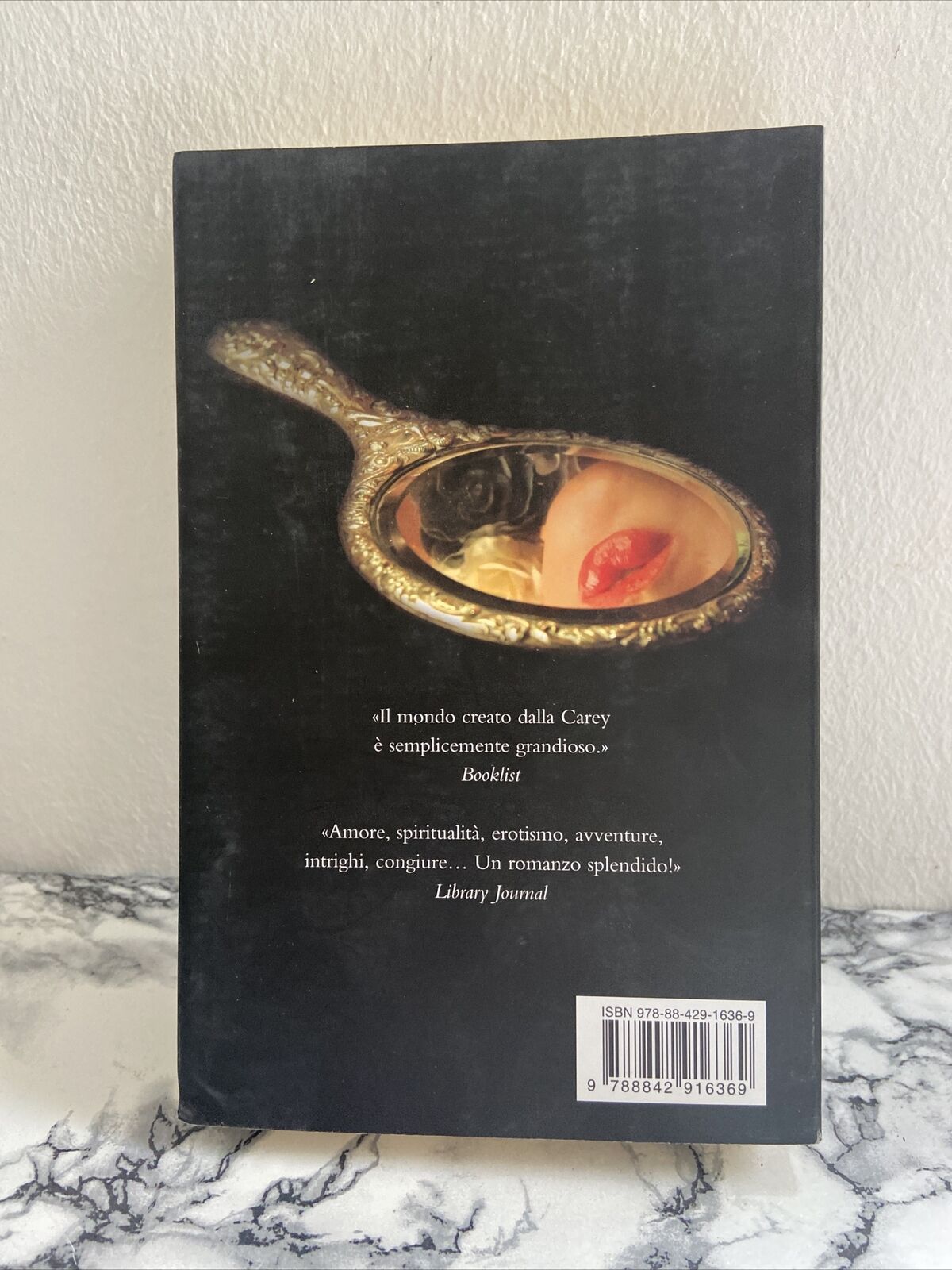 Il trono e la stirpe