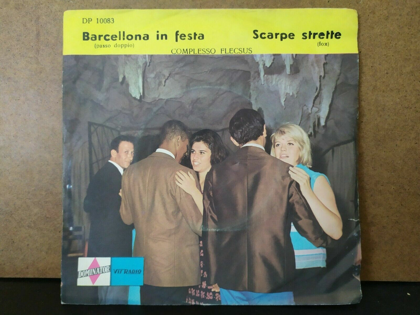 Complexe Flecsus / Barcelone en fête - Chaussures serrées