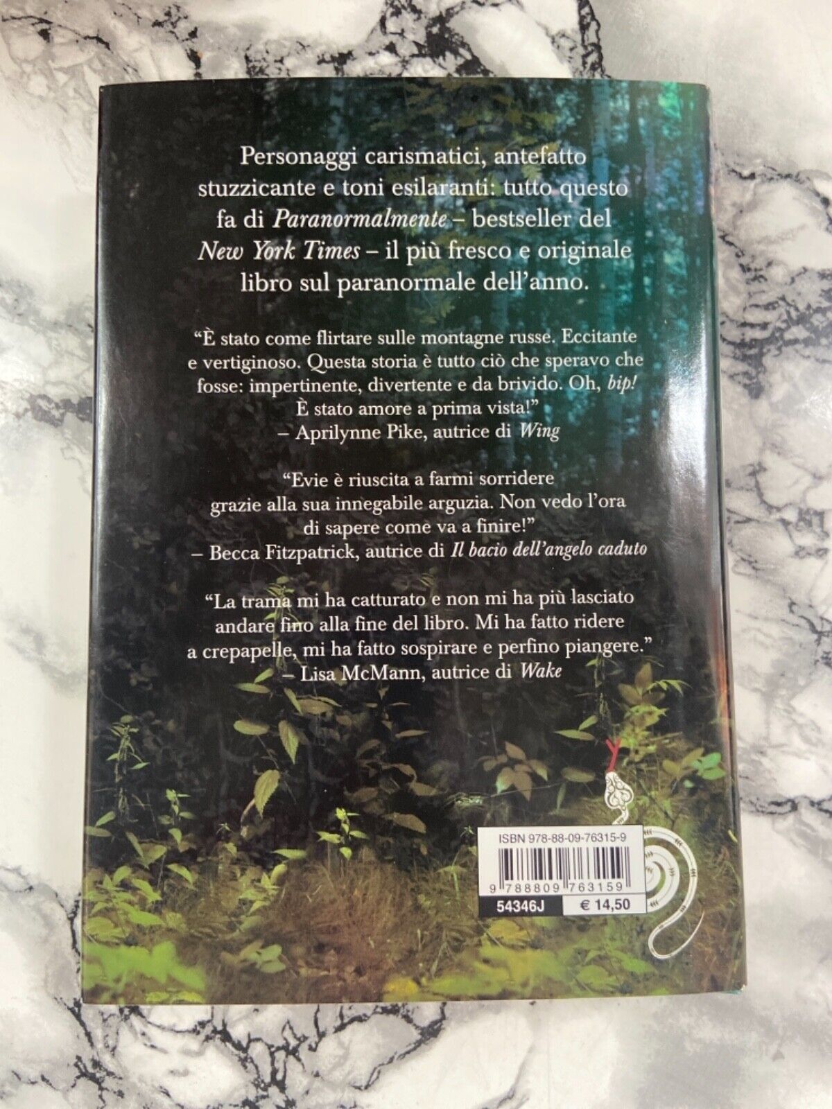 K. White - Paranormalmente