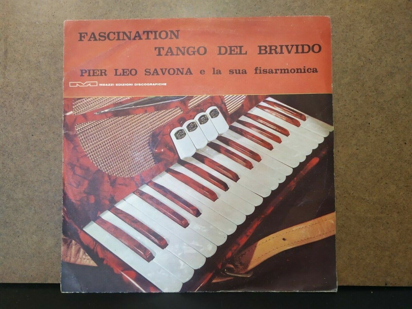 Pier Leo Savona and his accordion / Fascination - Tango of the thrill