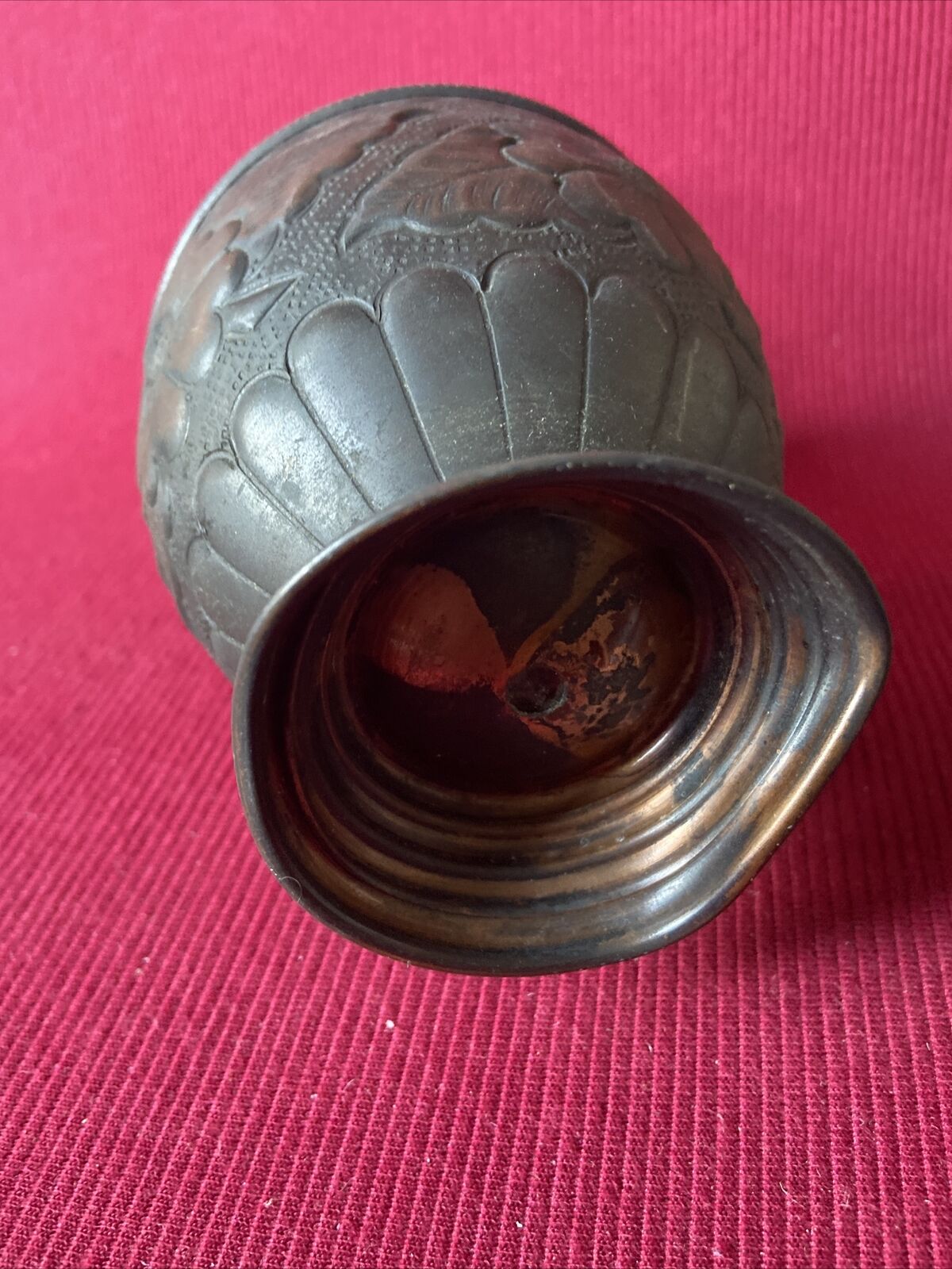 Petite cruche en étain