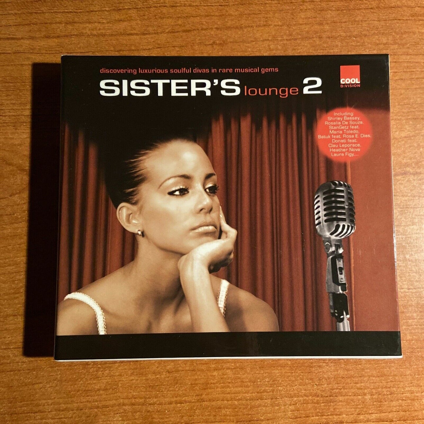 SISTER'S LOUNGE 2 -