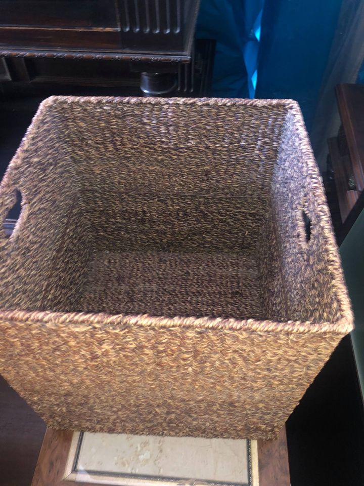 CESTA INTRECCIATA