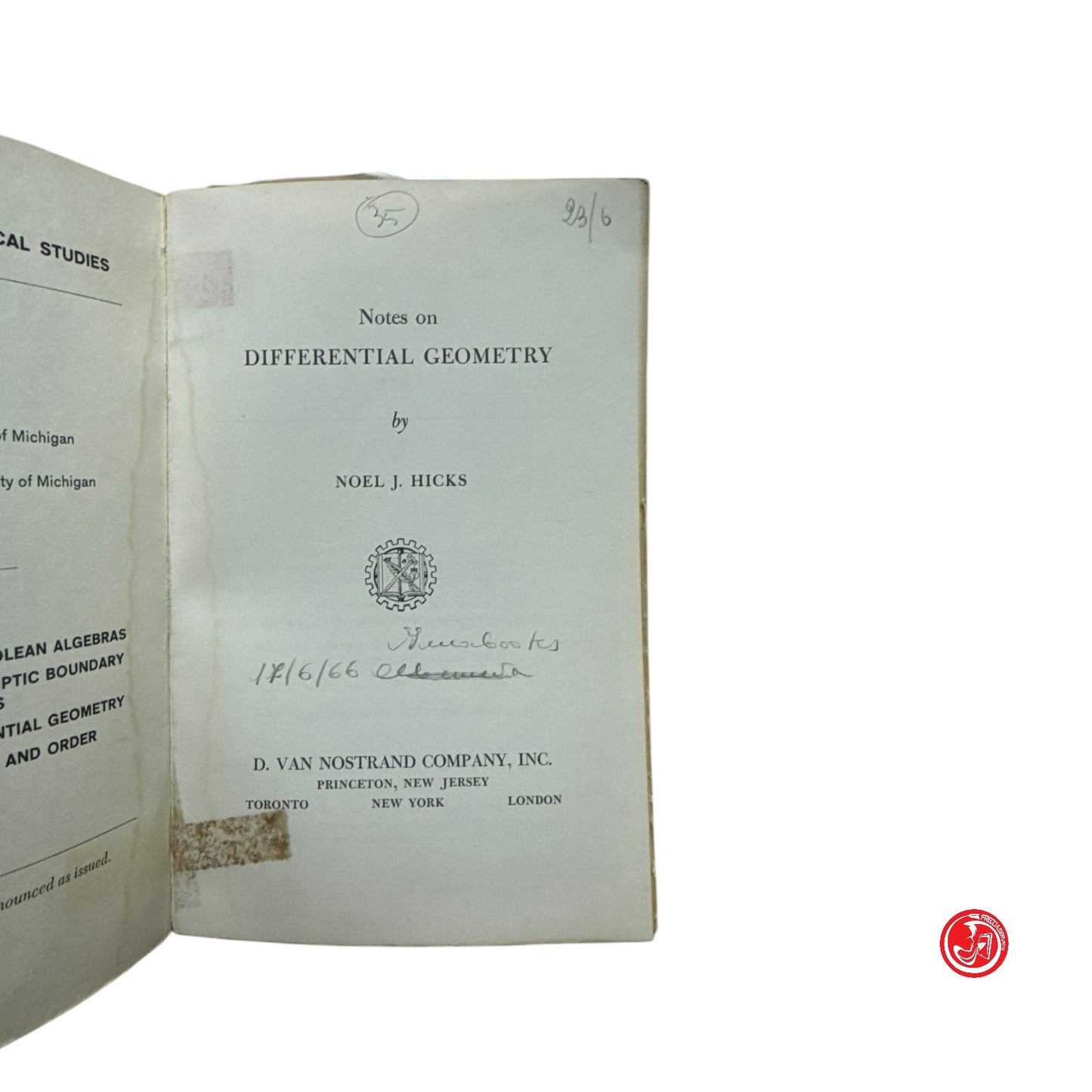 Matematica - N. J. Hicks - notes on Differential geometry