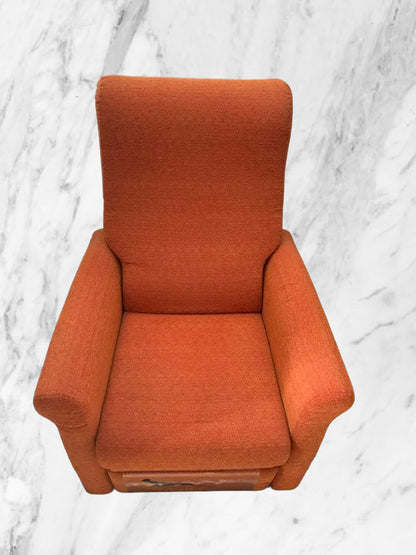 LIFT ARMCHAIR