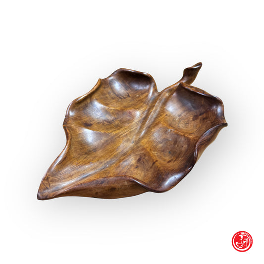 Wooden ornament - leaf - gend Fibell