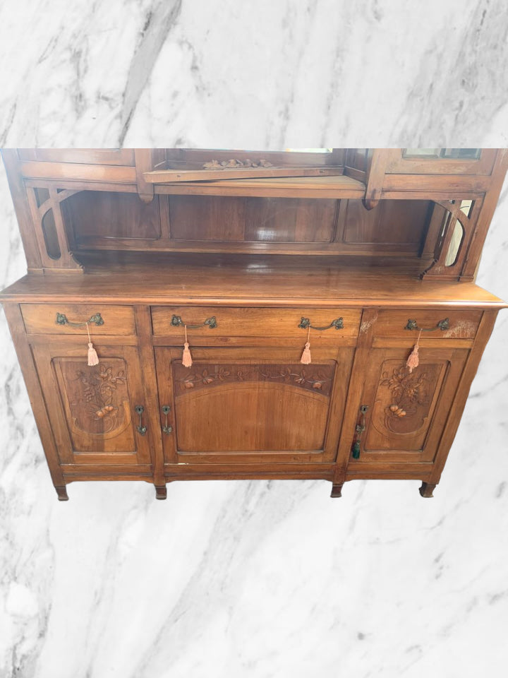 CREDENZA