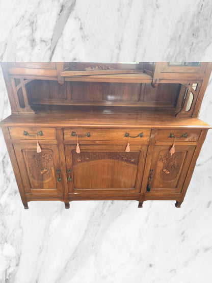 CREDENZA