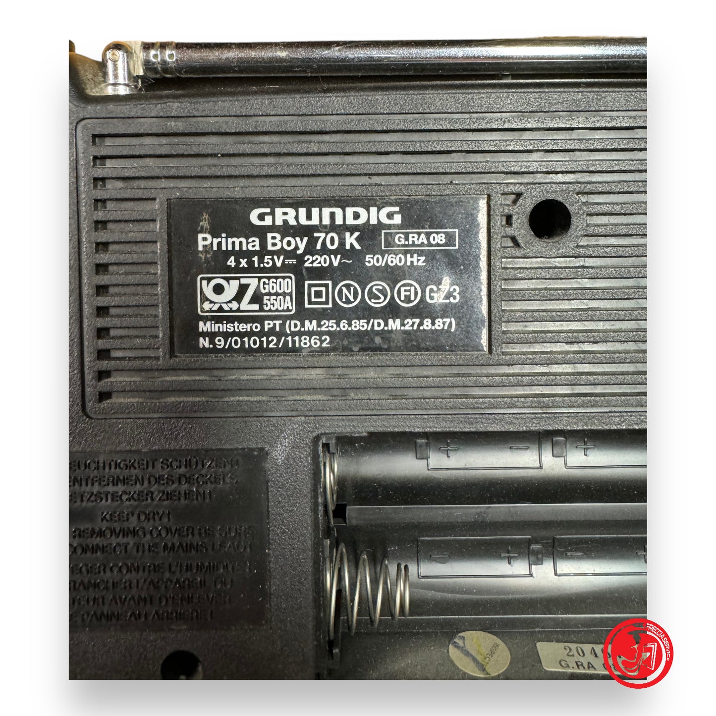 Radio Grunding Prima Boy 70ka batteries