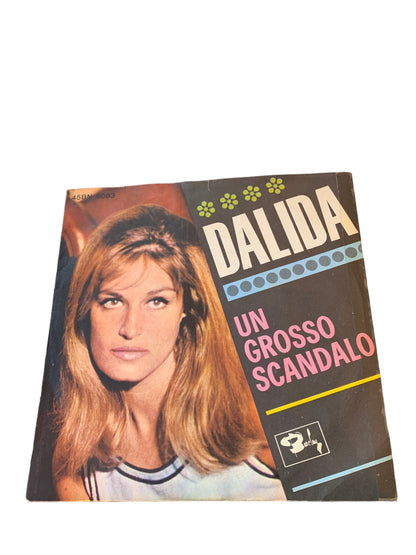 Dalida - Un Grosso Scandalo