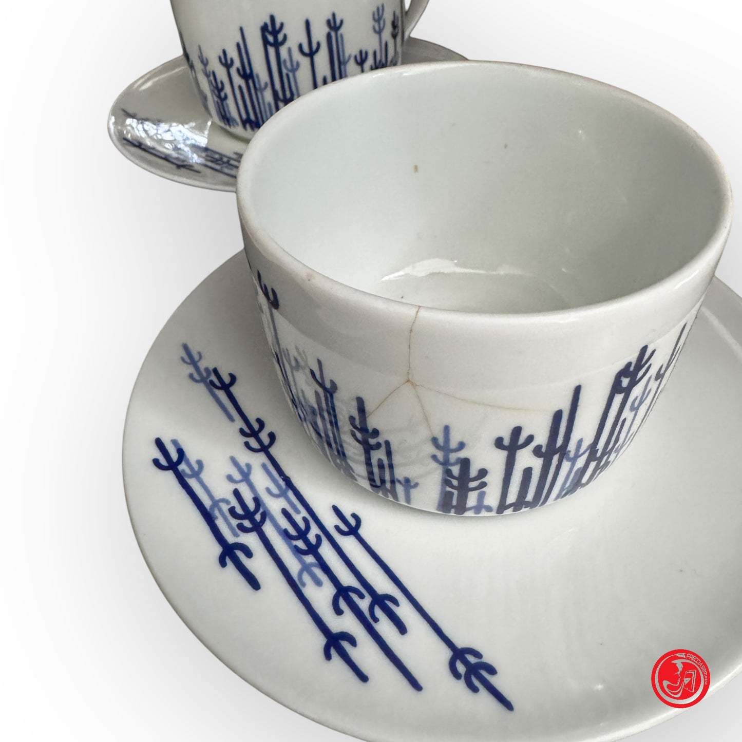 4 tazze in ceramica Richard Ginori con decorazioni blu