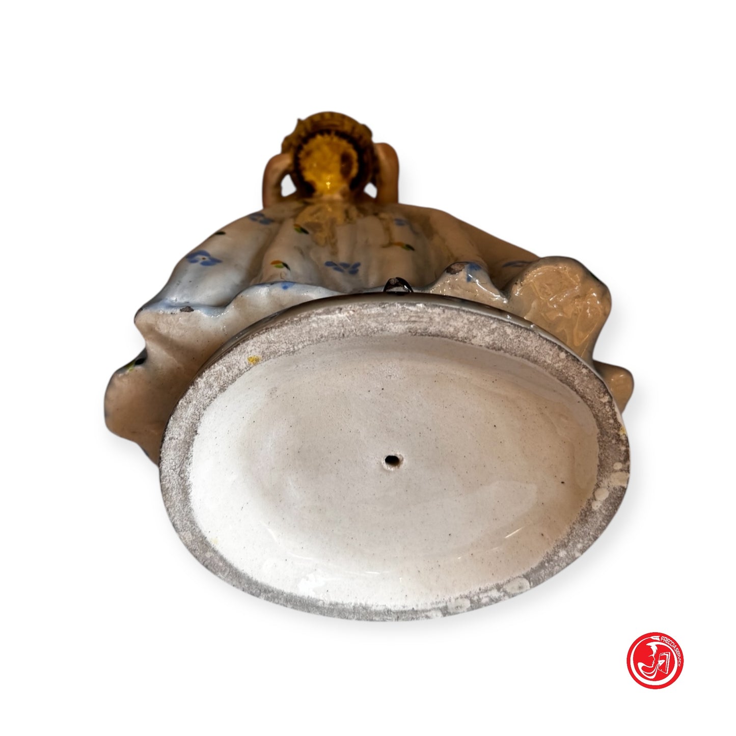 Statua in ceramica -  Ragazza con cesto di fiori