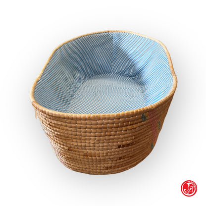 Cesta per infante con rivestimento interno e manici
