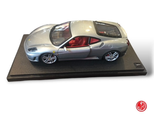 MODELLINO FERRARI IN SCALA 1:18