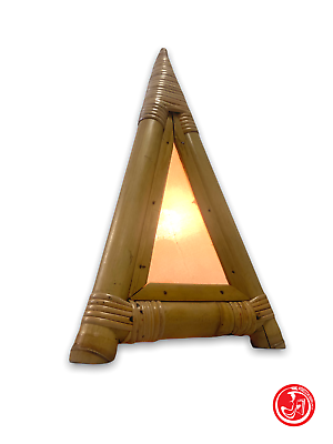 Pyramid table lamp