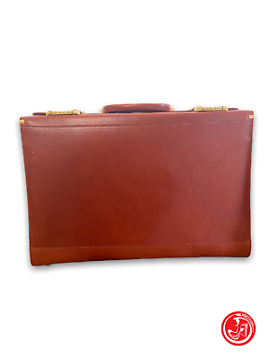 Amiet leather suitcase