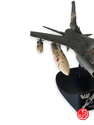 Military plane - F-16C model - Fighting Falcon