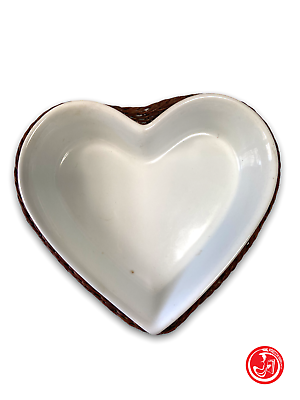 Modular heart-shaped tray