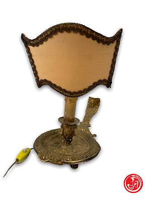 Vintage lamp with lampshade