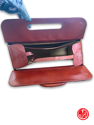 Amiet leather suitcase