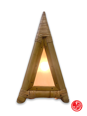 Pyramid table lamp