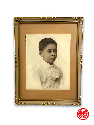 Beautiful vintage frame with decorations