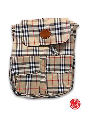 Canvas backpack with pockets and double closure