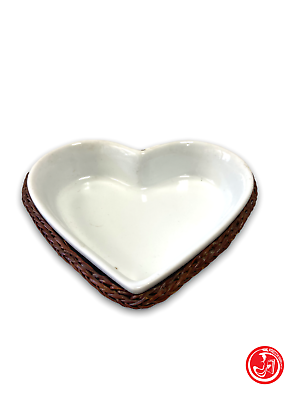 Modular heart-shaped tray