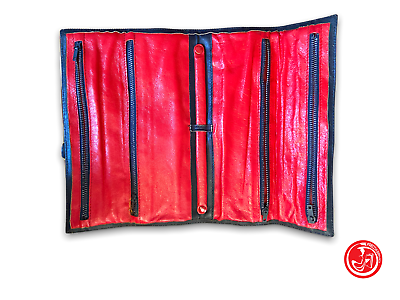 Astuccio nero con interni rossi - finta pelle